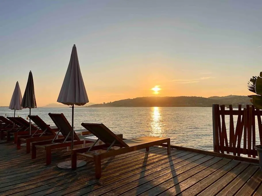 Apartment 100M Plage Stella Antibes