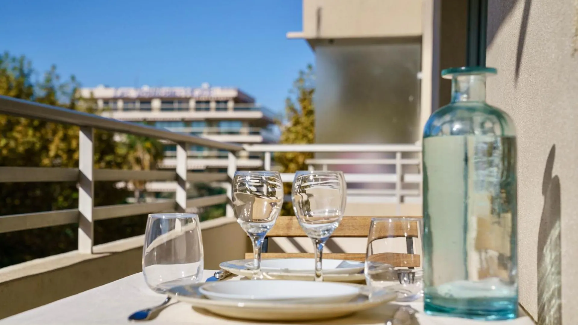 100M Plage Stella Antibes France
